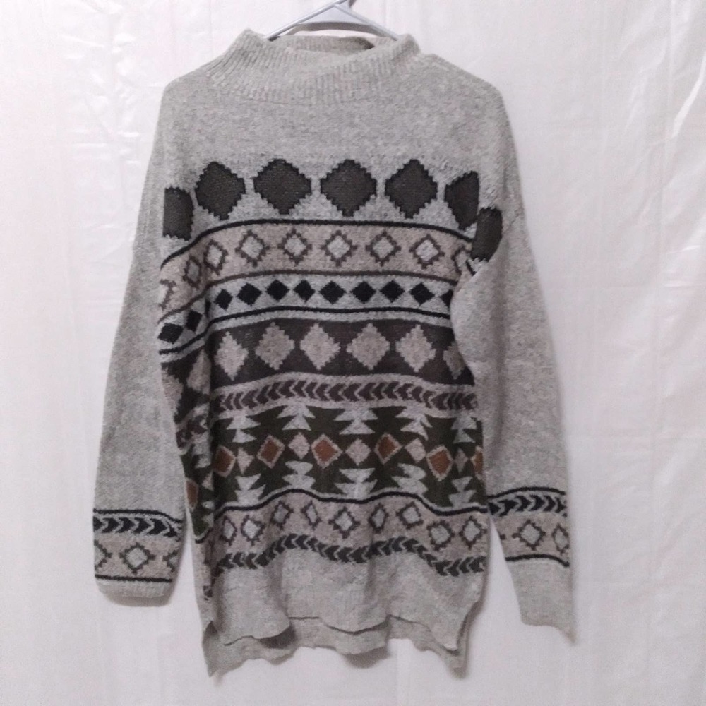 Venus Geometric Print Turtleneck Sweater Gray Small